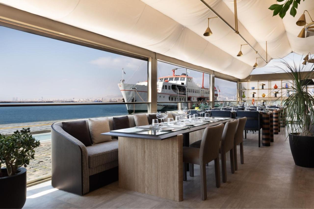 Izmir Marriott Hotel Екстер'єр фото The restaurant